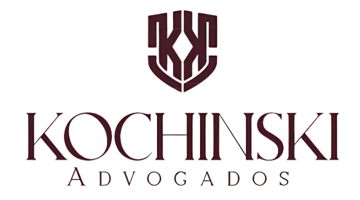 Logotipo completa do escritório Kochinski Advogados, apresentando o brasão e o nome 'KOCHINSKI ADVOGADOS'."