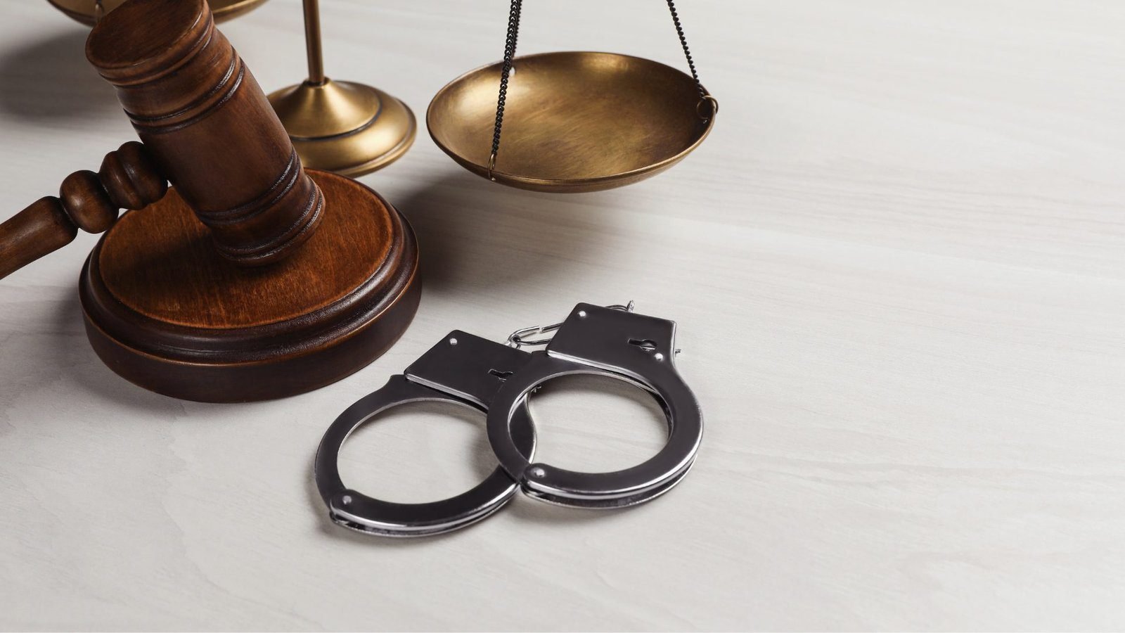 Direito Criminal: A importância da defesa em audiências e ocorrências.